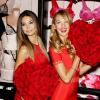 Candice Swanepoel et Lily Aldridge préparent la Saint-Valentin et dévoilent la collection Very Sexy de Victoria's Secret dans la boutique de la marque. New York, le 6 février 2013.
