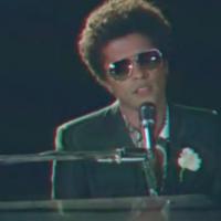 Bruno Mars se la joue crooner rétro pour ''When I was Your Man''