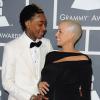 Wiz Khalifa et Amber Rose à la 55e cérémonie des Grammy Awards à Los Angeles le 10 février 2013. Amber Rose portait une robe Donna Karan et Wiz Khalifa un costume Tom Ford.