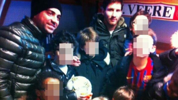 Lionel Messi: Sa visite surprise dans un petit club parisien provoque l'hystérie