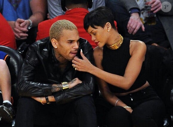 Rihanna et Chris Brown le 25 décembre 2012 à Los Angeles.