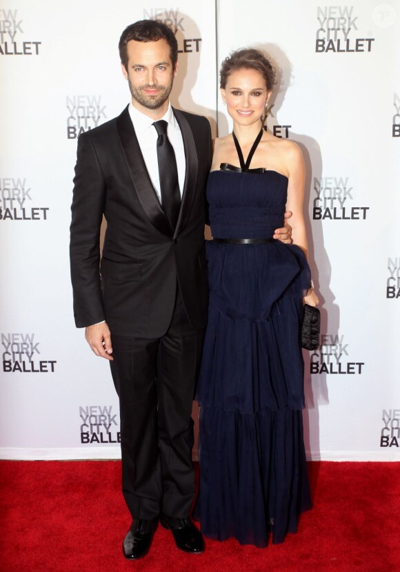Natalie Portman et Benjamin Millepied le 10 mai 2012 à New York.