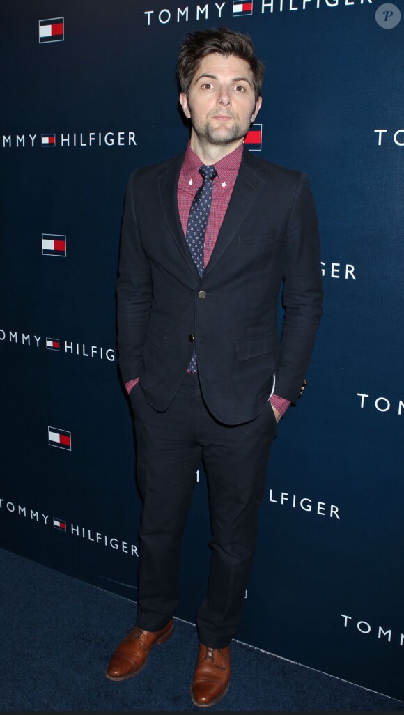 Adam Scott à l'ouverture du nouveau magasin de la marque Tommy Hilfigher à Los Angeles le 13 février 2012