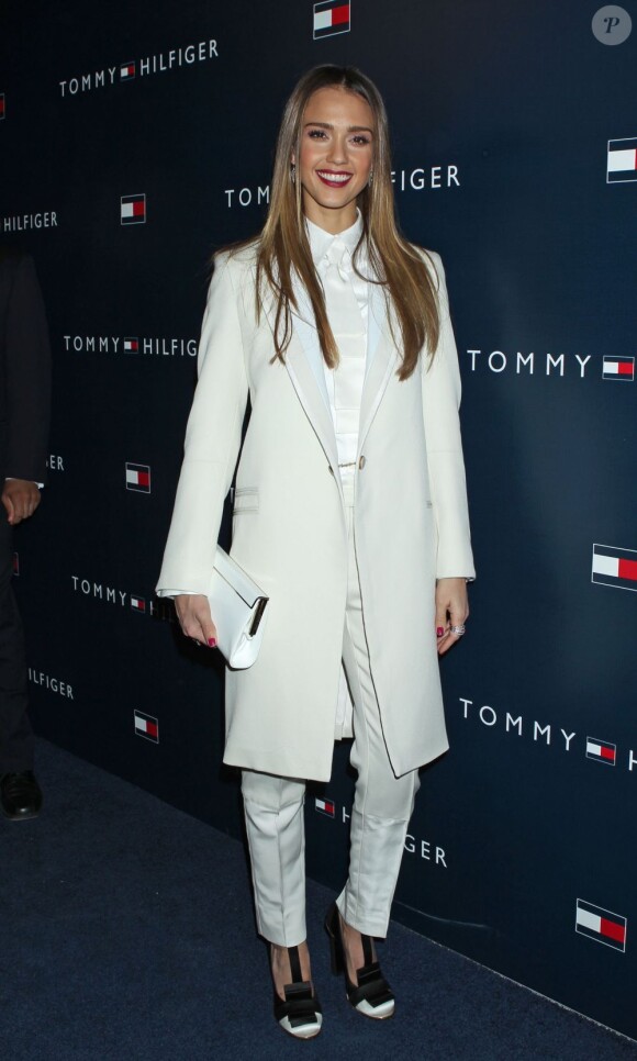 Jessica Alba à l'ouverture du nouveau magasin de la marque Tommy Hilfigher à Los Angeles le 13 février 2012