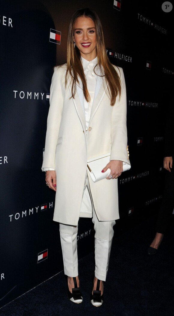 Jessica Alba à l'ouverture du nouveau magasin de la marque Tommy Hilfigher à Los Angeles le 13 février 2012