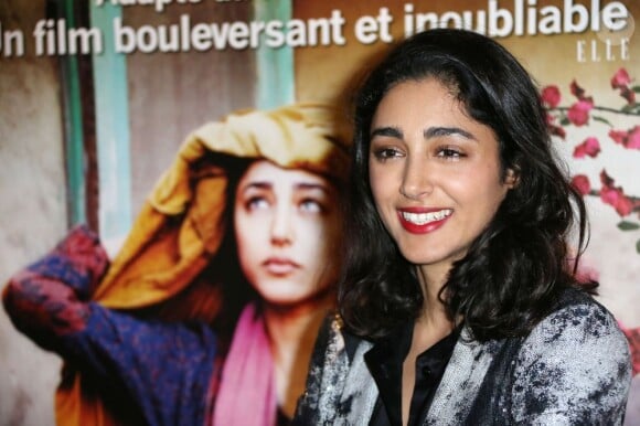 Golshifteh Farahani radieuse à l'avant-première du film Syngué Sabour à l'UGC des Halles à Paris, le 14 février 2013.