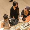 Selena Gomez, Vanessa Hudgens, et Ashley Benson font du shopping au Printemps à Paris, le 16 février 2013.