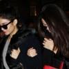 Selena Gomez et Vanessa Hudgens affrontent le froid parisien pour aller dîner au restaurant L'Avenue à Paris, le 16 février 2013.