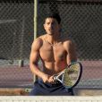 Saïd Taghmaoui joue torse nu au tennis à Los Angeles, le 10 janvier 2013