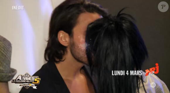Nabilla et Thomas s'embrassent dans la deuxième bande-annonce des Anges de la télé-réalité 5 sur NRJ 12 dès le lundi 4 mars à 17h20
