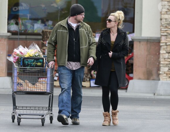 Britney Spears fait ses courses à Los Angeles, le 19 février 2013.