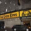 Josh Brolin, en instance de divorce avec Diane Lane, accompagnait sa fille Eden au Minskoff Theatre de New York samedi 23 février 2012 pour aller voir une représentation du musical Le Roi Lion.