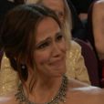 Jennifer Garner, très émue quand Ben Affleck fait son discours de remerciements pour le prix du meilleur film (Argo) lors des Oscars 2013