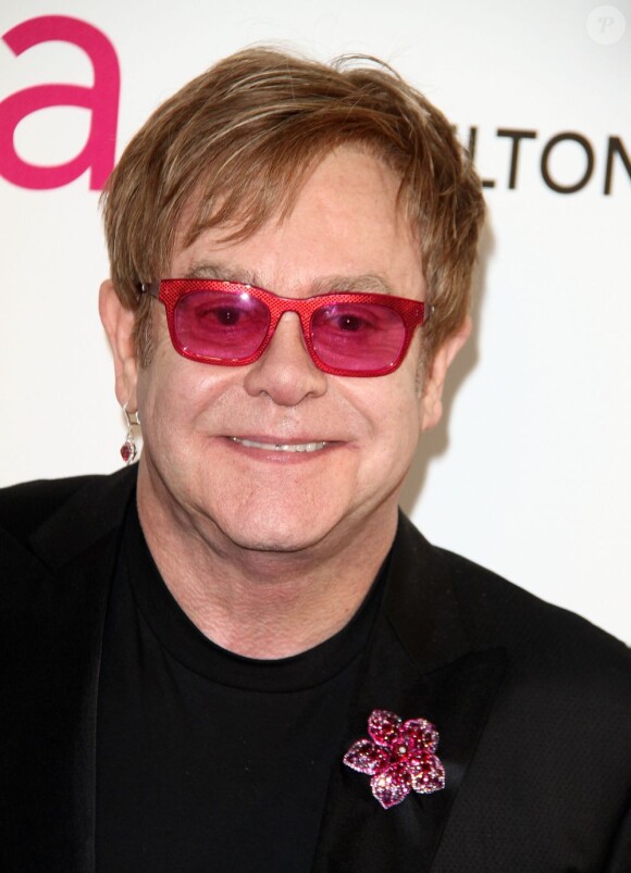 Elton john à la soirée organisée par la fondation Elton John en marge des Oscars, le 24 février 2013 à Los Angeles.