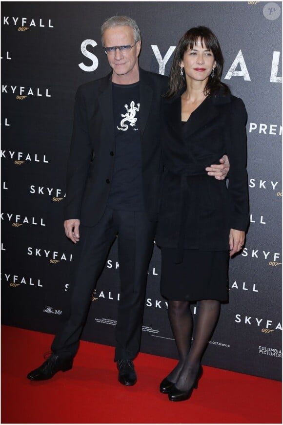 Christopher Lambert, Sophie Marceau lors de l'avant-première du dernier James Bond, Skyfall, à Paris le 24 octobre 2012