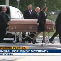 Obsèques de Mindy McCready : Bouleversant adieu à la chanteuse suicidée