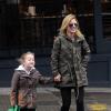 Geri Halliwell et sa petite fille Bluebell Madonna sur le chemin de l'école le 1er mars 2013 à Londres