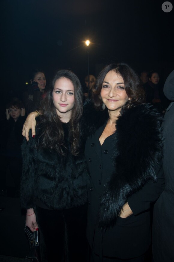 Nathalie Rykiel et sa fille lors du défilé Sonia Rykiel automne-hiver 2013 à la Halle Freyssinet. Paris, le 1er mars 2013.