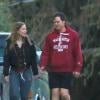 Michael C. Hall, acteur principal de la série Dexter, et sa compagne Morgan Macgregor promènent leur chien dans les rues de Los Angeles. Le 3 mars 2013.
