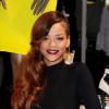 Rihanna présente sa nouvelle collection chez River Island dans le quartier de Oxford Street, à Londres, le 4 mars 2013.