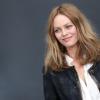 La délicieuse Vanessa Paradis au défilé Chanel automne-hiver 2013-2014 au Grand Palais le 5 mars 2013