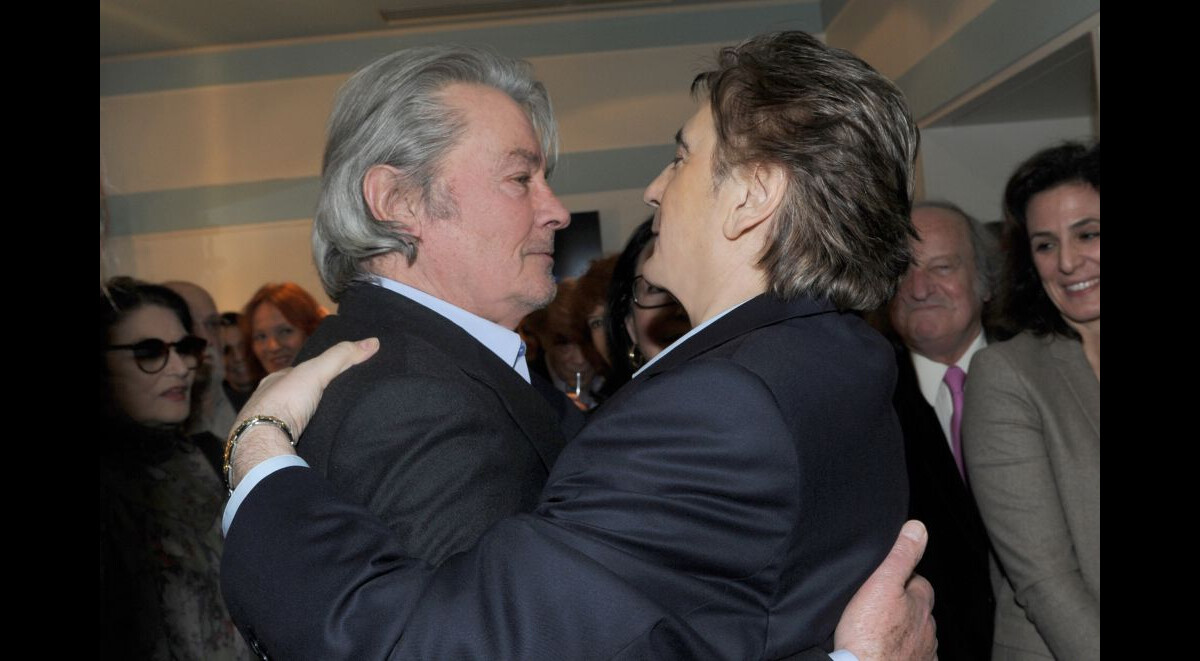 Photo Alain Delon A Salu Serge Lama Apr S Son Concert Anniversaire Qui S Est D Roul L