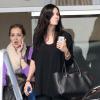 Exclu - Courteney Cox visite un hôtel avec une amie à Beverly Hills, le 5 mars 2013. F