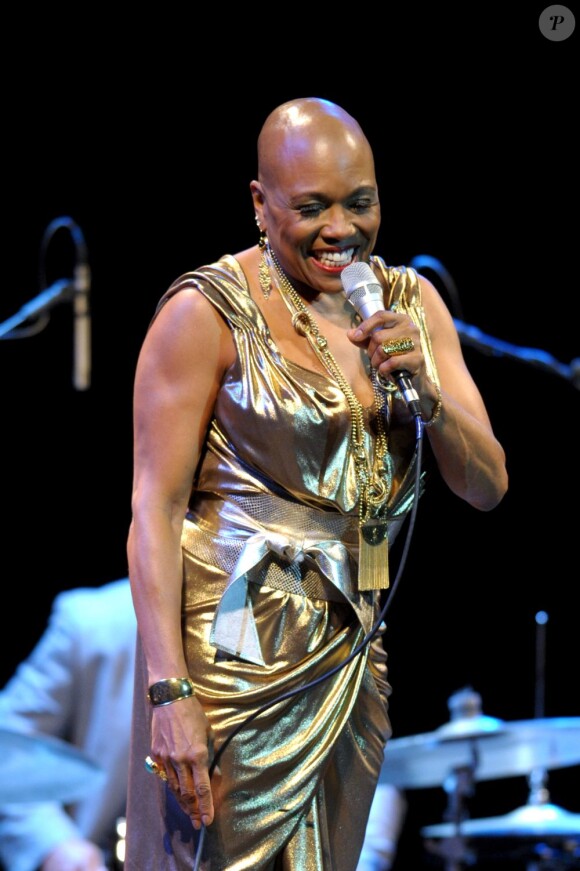 Dee Dee Bridgewater en juillet 2012 à Milan