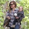 Hilary Duff va chercher son fils à la crèche à Beverly Hills à Los Angeles. Le 7 mars 2013.