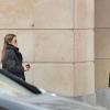 La princesse Letizia d'Espagne fait du shopping toute seule dans les rues de Madrid le 6 mars 2013.