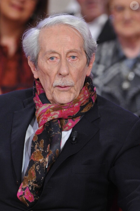 Jean Rochefort lors de Vivement dimanche à Paris, le 6 mars 2013.