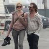 Joaquin Phoenix et sa compagne Heather Christie se promenant pieds nus dans les rues de Venice, le 12 mars 2013 aux alentours de Los Angeles