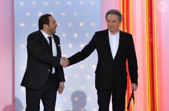 Michel Drucker et Patrick Timsit lors de l'enregistrement de Vivement Dimanche le 13 mars 2013, émission diffusée le 17 mars 2013 sur France 2