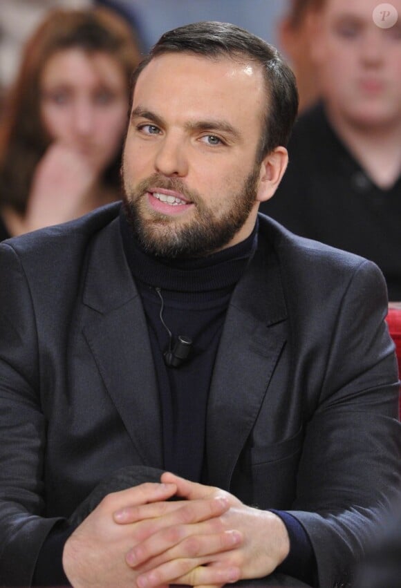 Le Comte de Bouderbala lors de l'enregistrement de Vivement Dimanche le 13 mars 2013, émission diffusée le 17 mars 2013 sur France 2