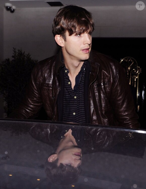 Ashton Kutcher à Londres le 14 mars 2013.