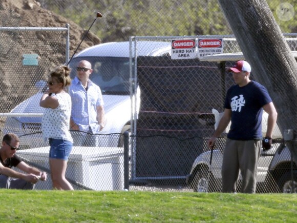 Britney Spears et son nouveau petit ami David Lucado sur le green à Thousand Oaks, le 15 mars 2013.