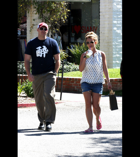 Britney Spears avec son nouveau boyfriend, le 15 mars 2013 à Thousand Oaks.