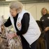 La reine Beatrix des Pays-Bas à Dordrecht le 15 mars 2013 pour la Journée du bénévolat (NL Doet) soutenue par le Fonds Oranje.