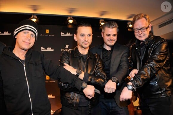 Dave Gahan, Martin Gore et Andy Fletcher du groupe Depeche Mode annoncent leur partenariat avec la marque Hublot en faveur de l'ONG charity : water, à Berlin le 18 mars 2013.