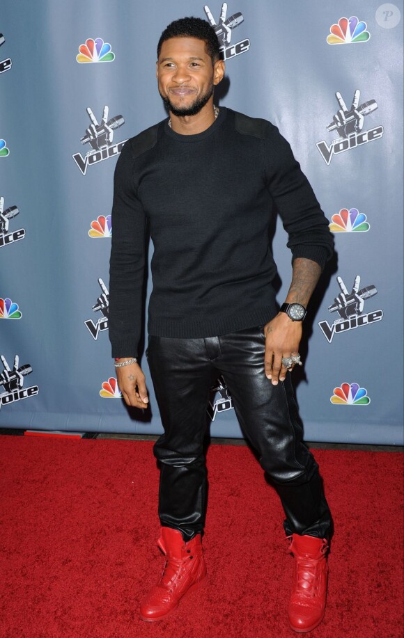 Usher à la première de la 4e saison de The voice TCL Chinese Theatre à Los Angeles, le 20 mars 2013.