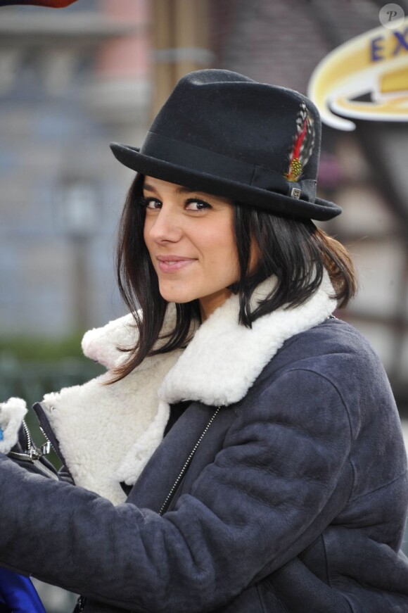 Alizée assiste à la prolongation du 20e anniversaire de Disneyland Paris, le 23 mars 2013.