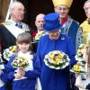 La reine Elizabeth II se déplaçait le 28 mars 2013 à Oxford, accompagnée de son époux le duc d'Edimbourg, pour la messe de célébration du Jeudi saint.