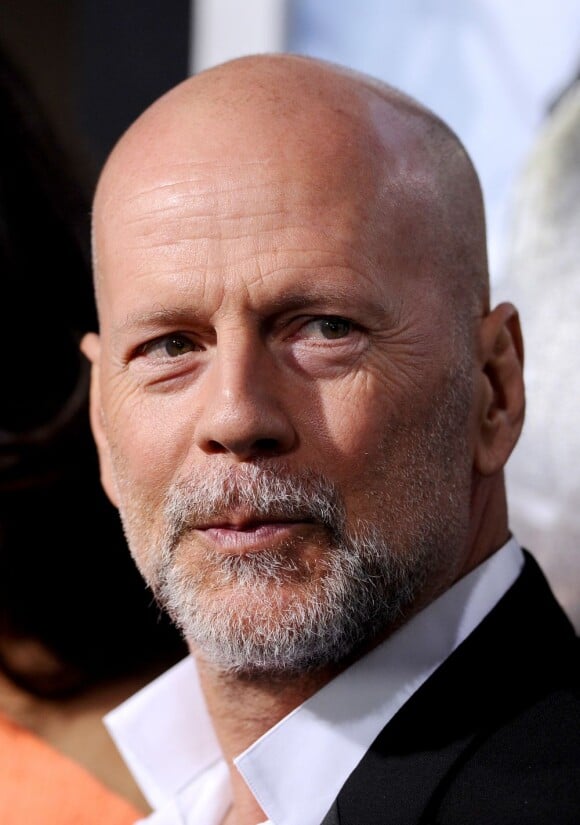 La barbe, l'âge mais la classe, toujours, de Bruce Willis lors de la première de G.I. Joe : Conspiration au Chinese Theatre de Los Angeles, le 28 mars 2013.
