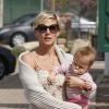 Elsa Pataky et sa fille India Rose Hemsworth à Los Angeles, le 29 mars 2013.