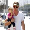 Chris Hemsworth et sa femme Elsa Pataky avec leur fille India Rose à Santa Monica, le 23 mars 2013.