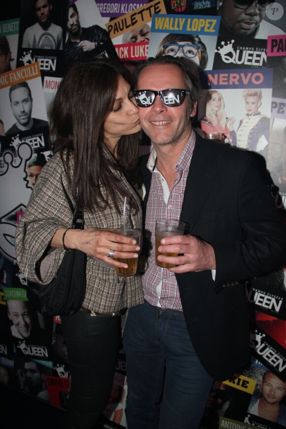 Exclusif - Jean-Michel Maire et sa compagne Debra lors de la nuit Bob Sinclar au Queen à Paris le 29 mars 2013