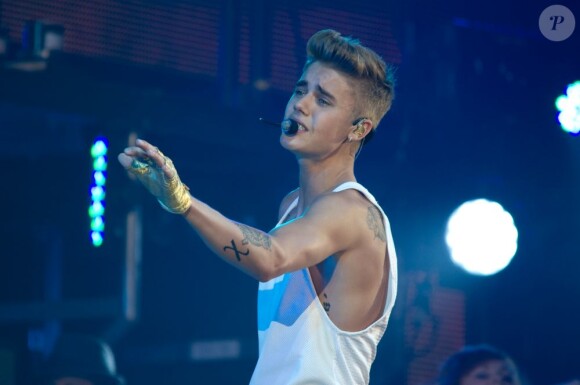 Le jeune Justin Bieber en concert au Palais Omnisport de Paris Bercy le 19 mars 2013.