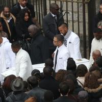 Obsèques de Gérald Babin : Dignes, en blanc, sa maman et sa compagne le pleurent