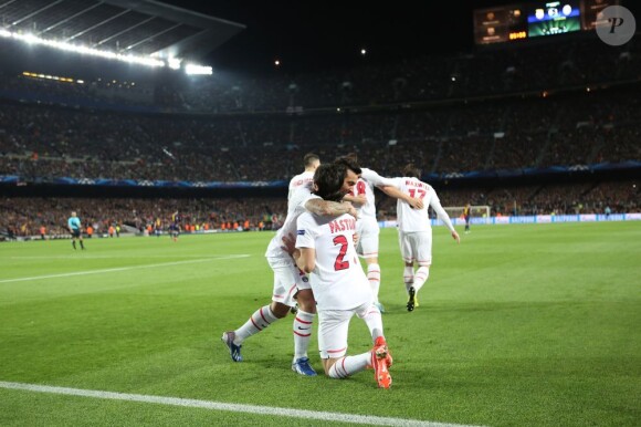 La joie des Parisiens après le but de Javier Pastore lors du match entre le Paris Saint-Germain et le FC Barcelone au Camp Nou de Barcelone le 10 avril 2013 en quart de finale de Ligue des Champions (1-1)