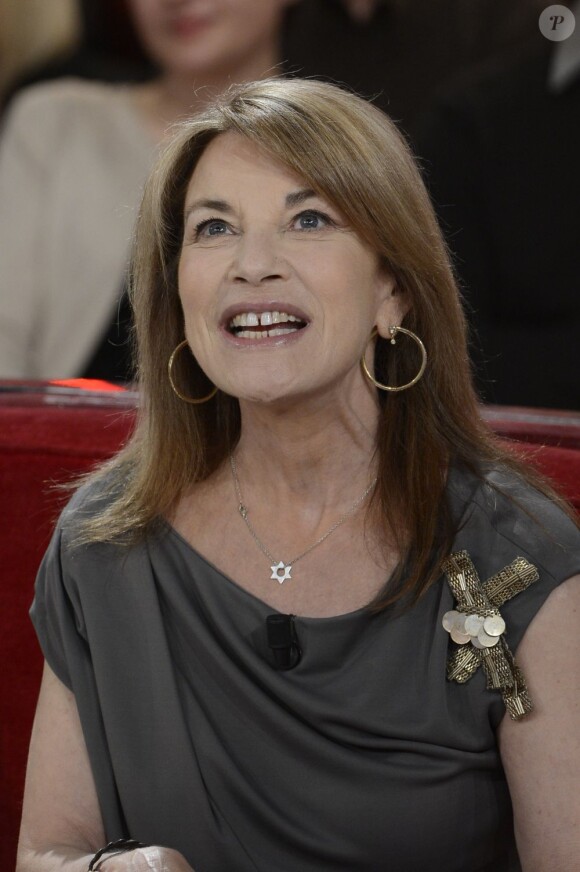 Nicole Calfan - Enregistrement de l'émission "Vivement Dimanche" consacrée à Jean-Paul Belmondo à Paris le 10 avril 2013, diffusion le 14 avril.